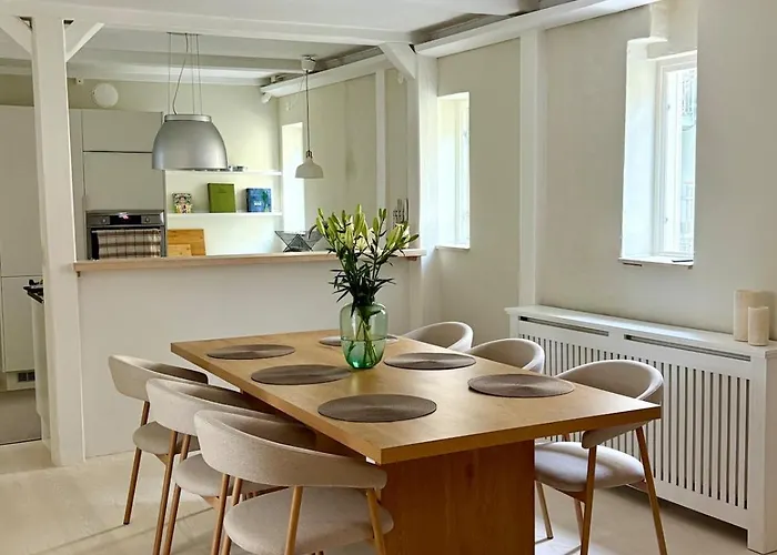 Apartamento Peaceful Courtyard - Royal Palace & Marble Church